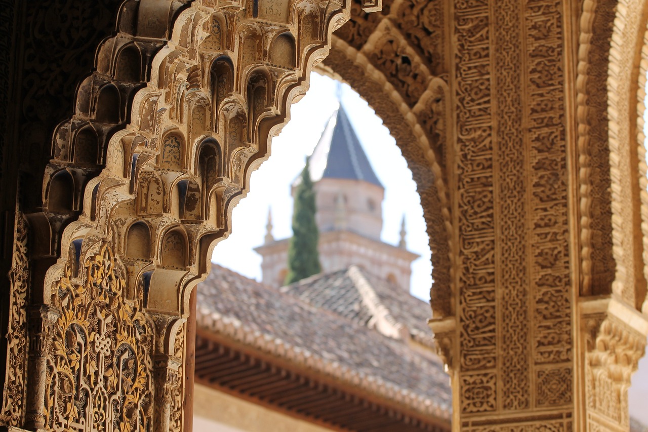 alhambra-503207_1280.jpg